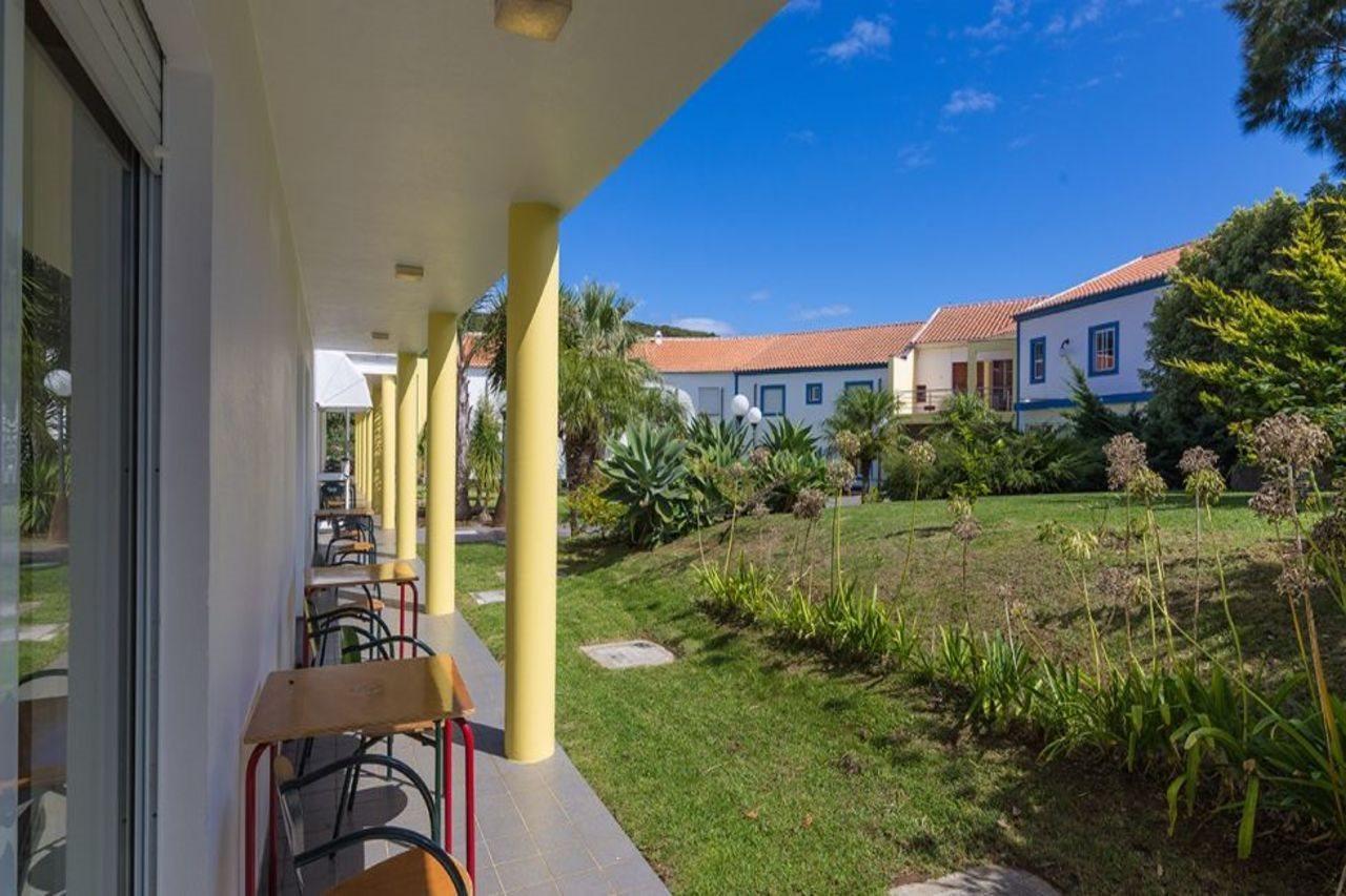 Hotel Teresinha Praia da Vitoria Exterior photo